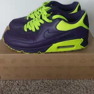 WMNS Nike Air Max 90